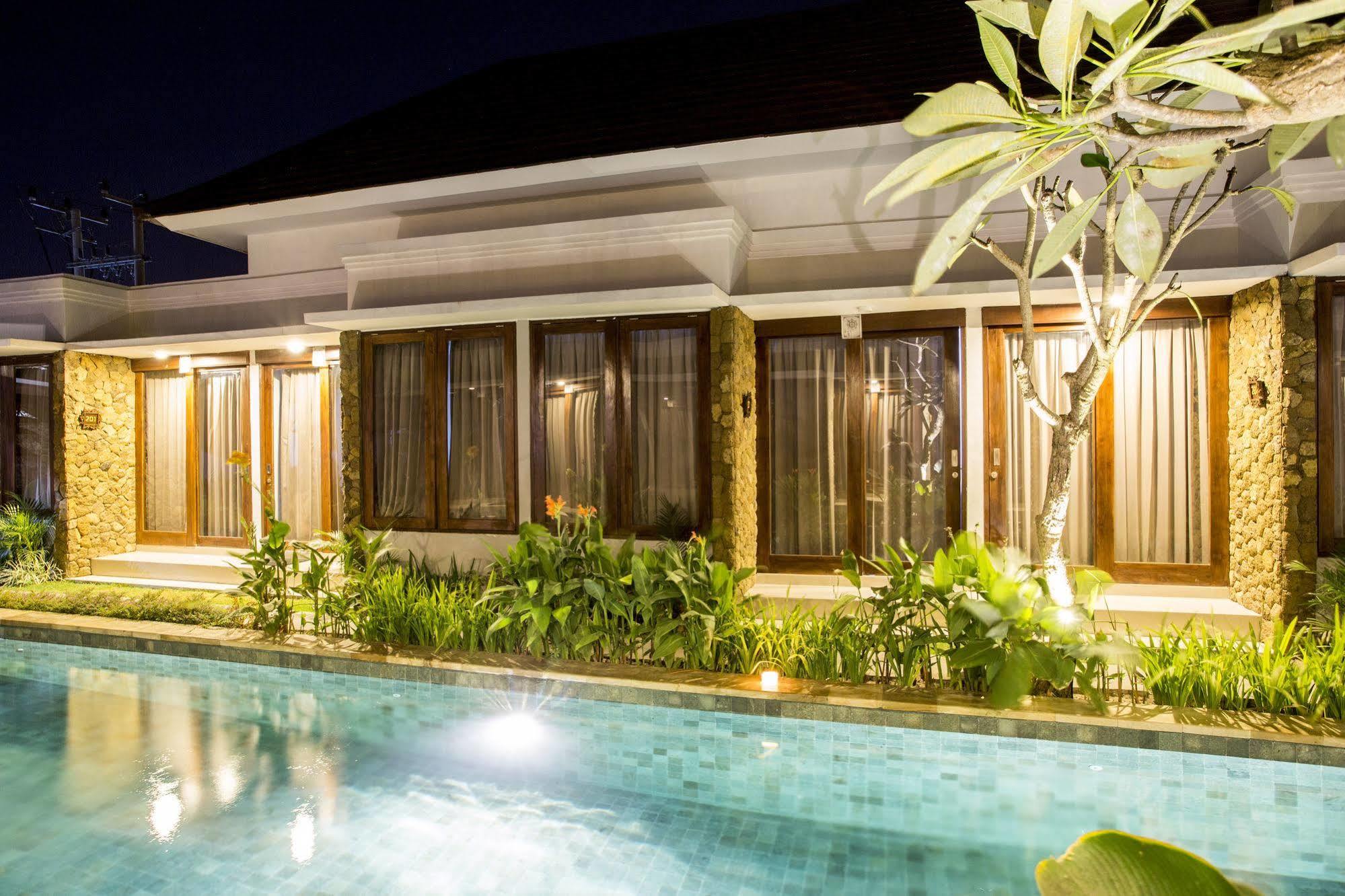 The Light Bali Villas كيروبوكان المظهر الخارجي الصورة